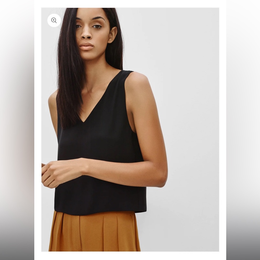 Aritzia Babaton Murphy blouse. Size S Black
